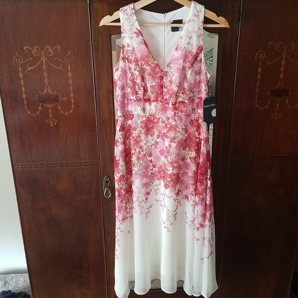 NEW! Maison Tara White Midi Dress with Pink Floral Print